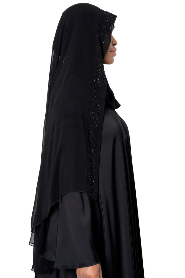 Shazia Ghashwa in Black | Al Shams Abayas_3