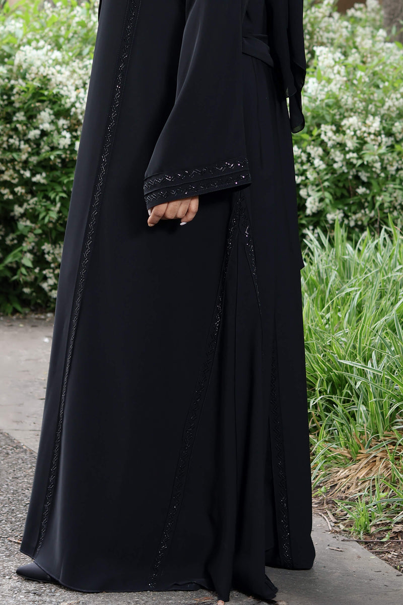 Anhaar Abaya in Classic Black | Al Shams Abayas_11