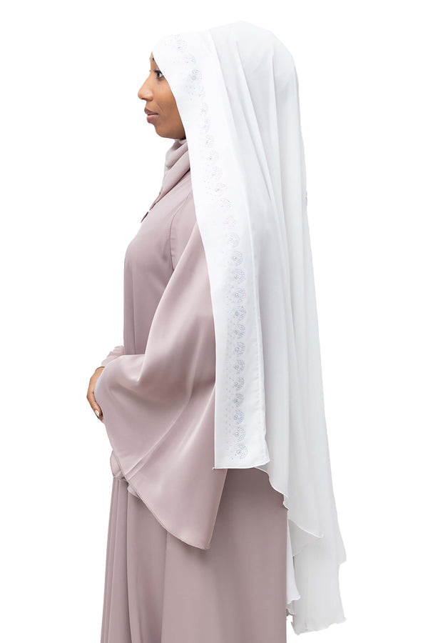 Chanice Ghashwa in White Iridescent | Al Shams Abayas_1