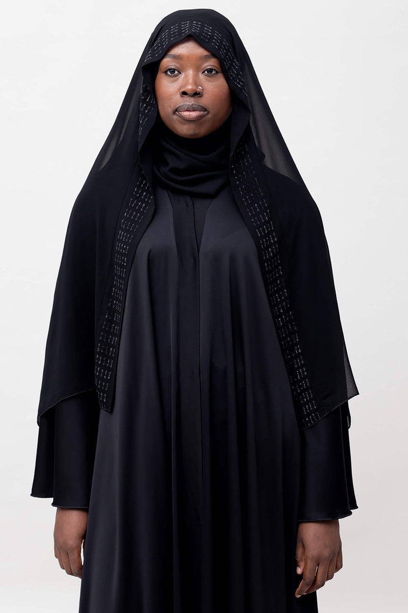Rahma Ghashwa in Black | Al Shams Abayas_4
