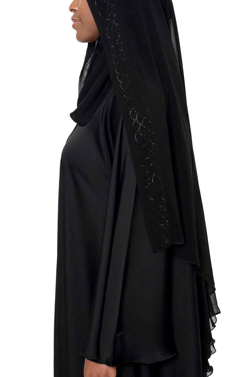 Shazia Ghashwa in Black | Al Shams Abayas_1