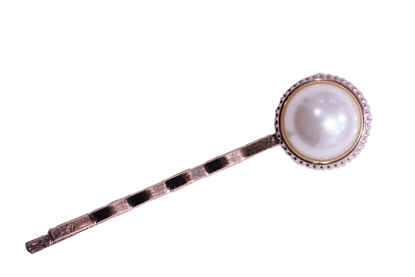 Single Pearl Pin