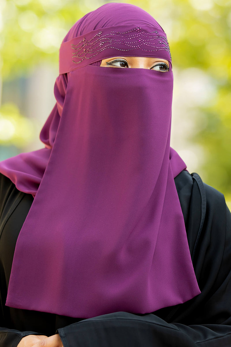Adia Niqab Set in Plum