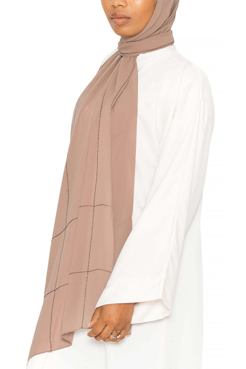 City Girl in Coco | Al Shams Abayas 7