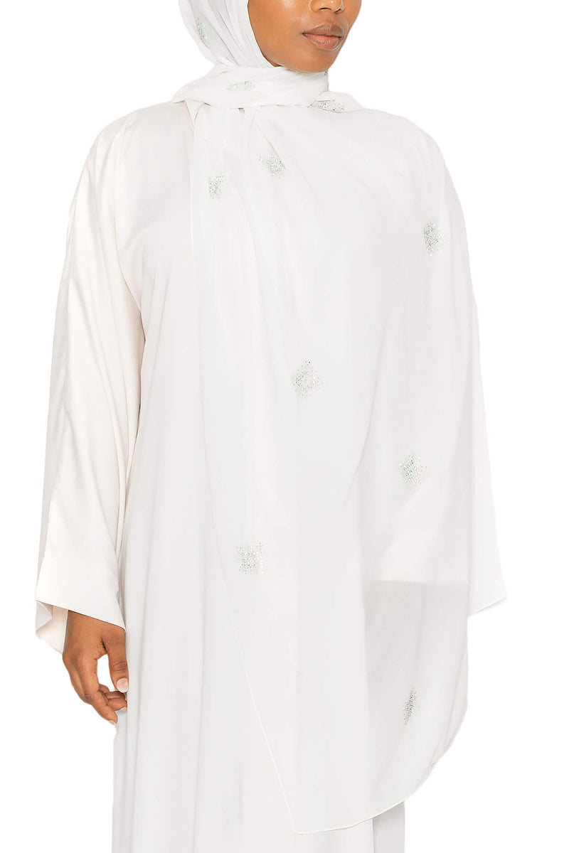 Classy Babe in Ivory | Al Shams Abayas 5