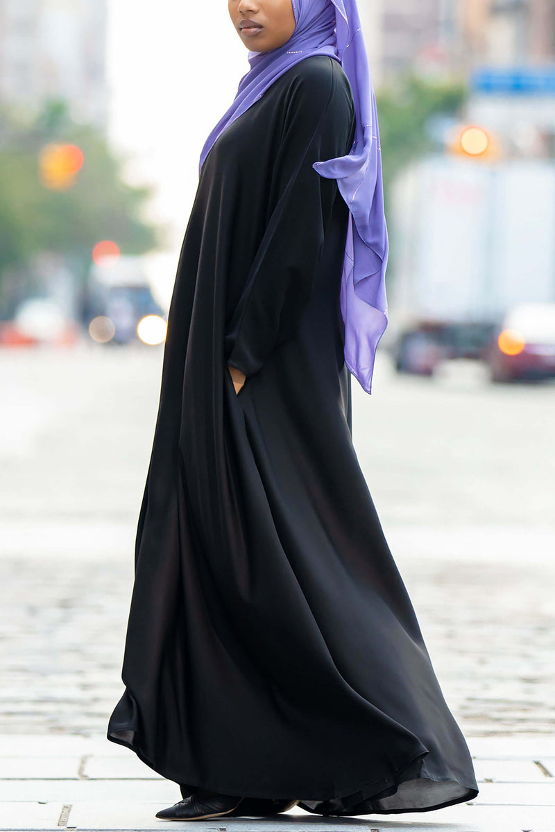 Madison Abaya in Black with Pockets