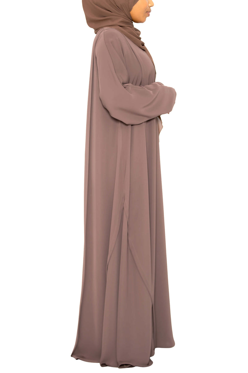 Enari Abaya in Chestnut