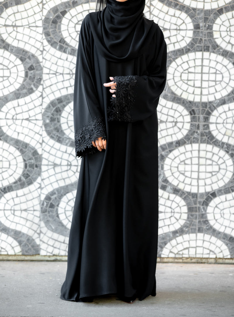 Talbiyah Abaya | Al Shams Abayas 9